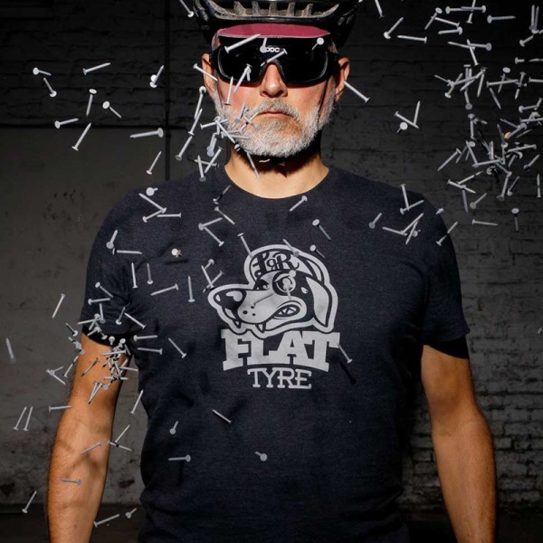 Le t-shirt de cycliste qui manque pas d'air - Bike Wear